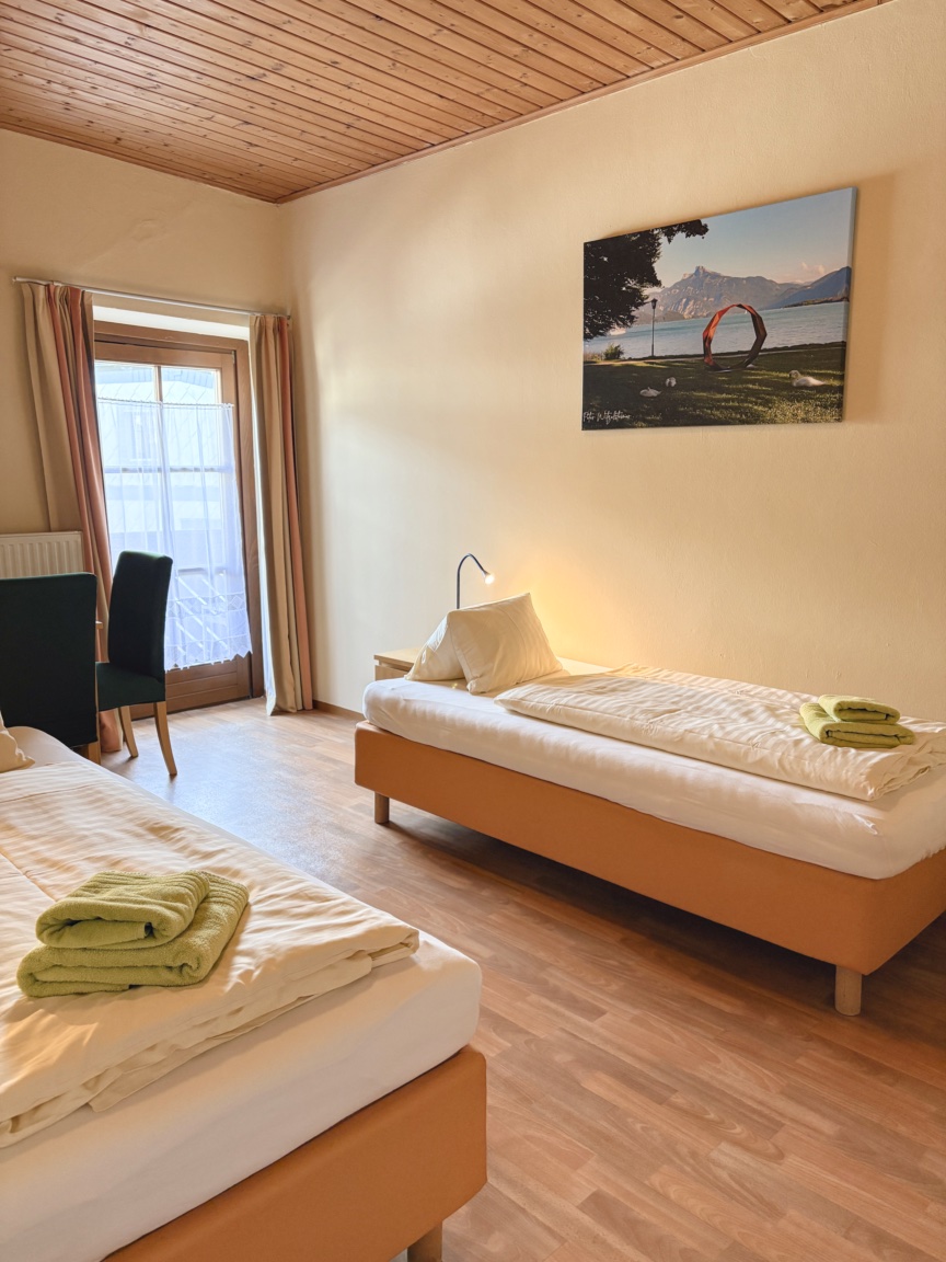 Schlafzimmer 11